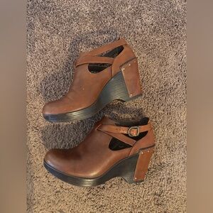 Dansko Franka Antique Cognac Brown Leather Strappy Wedge Clog Shoes Women’s 37